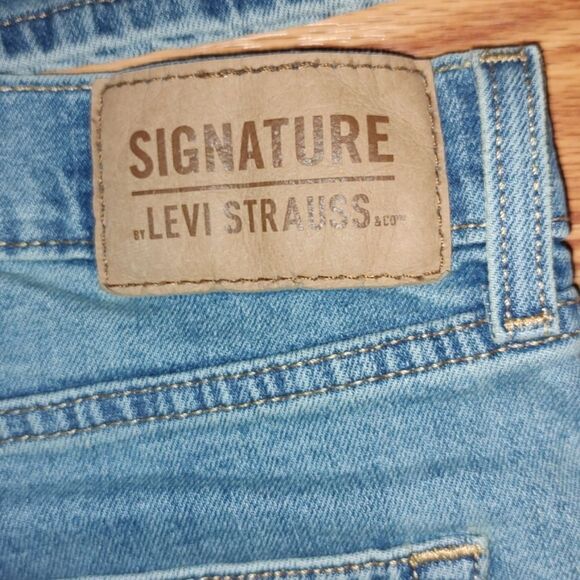 2 pr Signature Levi Strauss distressed Athletic Denim 11" Shorts Sz 40 - Picture 8 of 11